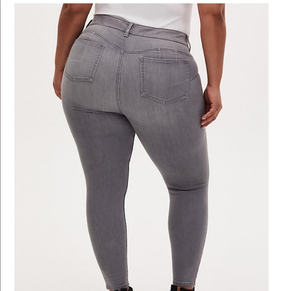 Torrid Jeans - Picture 4 of 8